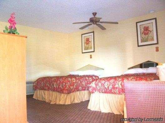 Deluxe Inn - ซาวานนาห์ ห้อง รูปภาพ